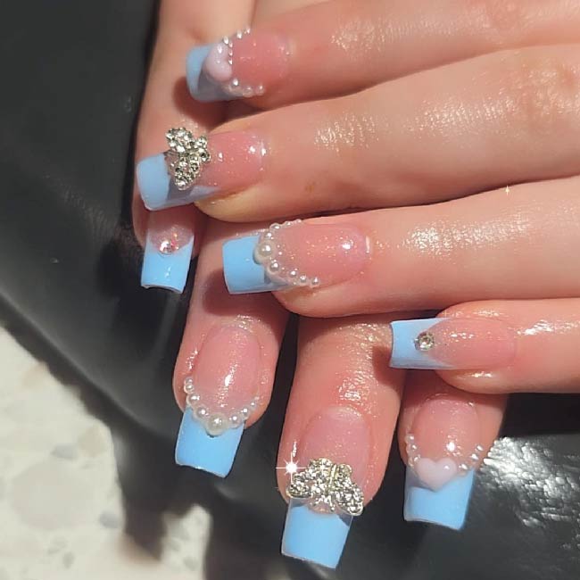 4-UR-NAILS-&-SPA-pic-03